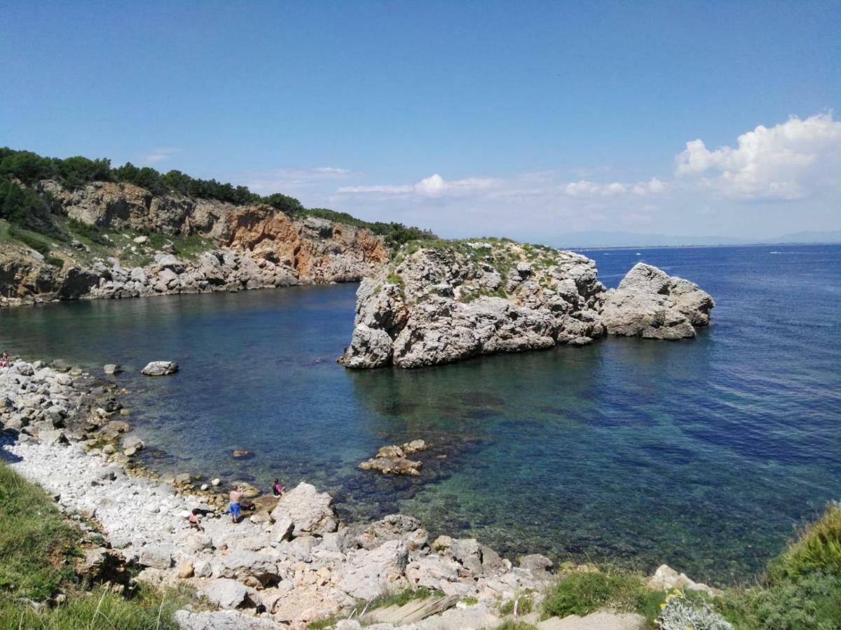 Apartament Magnifiques Vistes- Port De Rei L' Escala Екстериор снимка